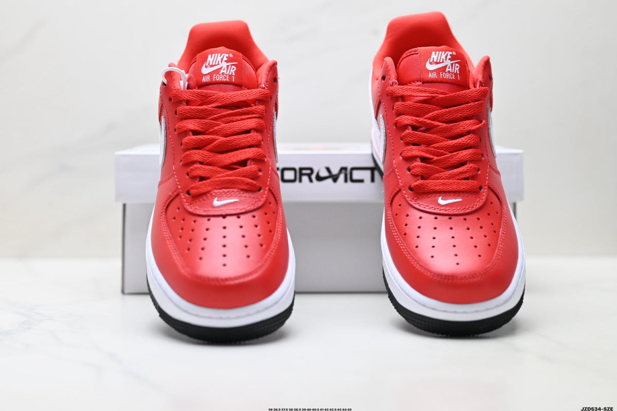 Nike Air Force 1 '07 LV8 Bear Graphic Low-Top Sneakers – Red/White