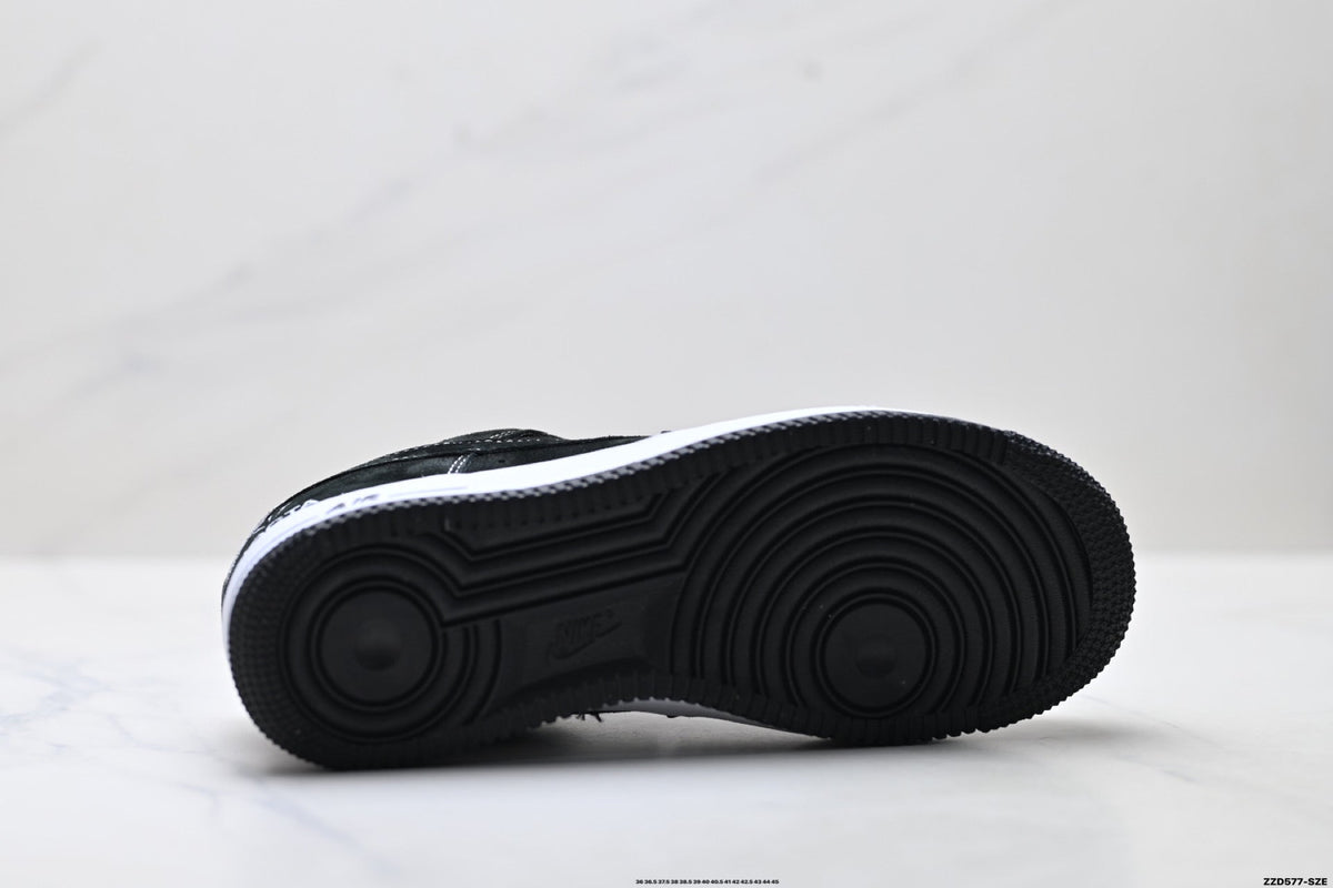 Nike Air Force 1 '07 LV8 Graphic Low-Top Sneakers – Black/White