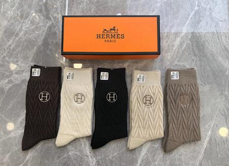 Hermès Cable Knit Crew Socks, 5 Pairs Luxury Gift Box, Soft Warm Casual Socks