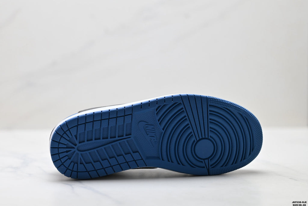 Nike Low-Top Sneakers Blue White Unisex Collaboration Edition Style 62