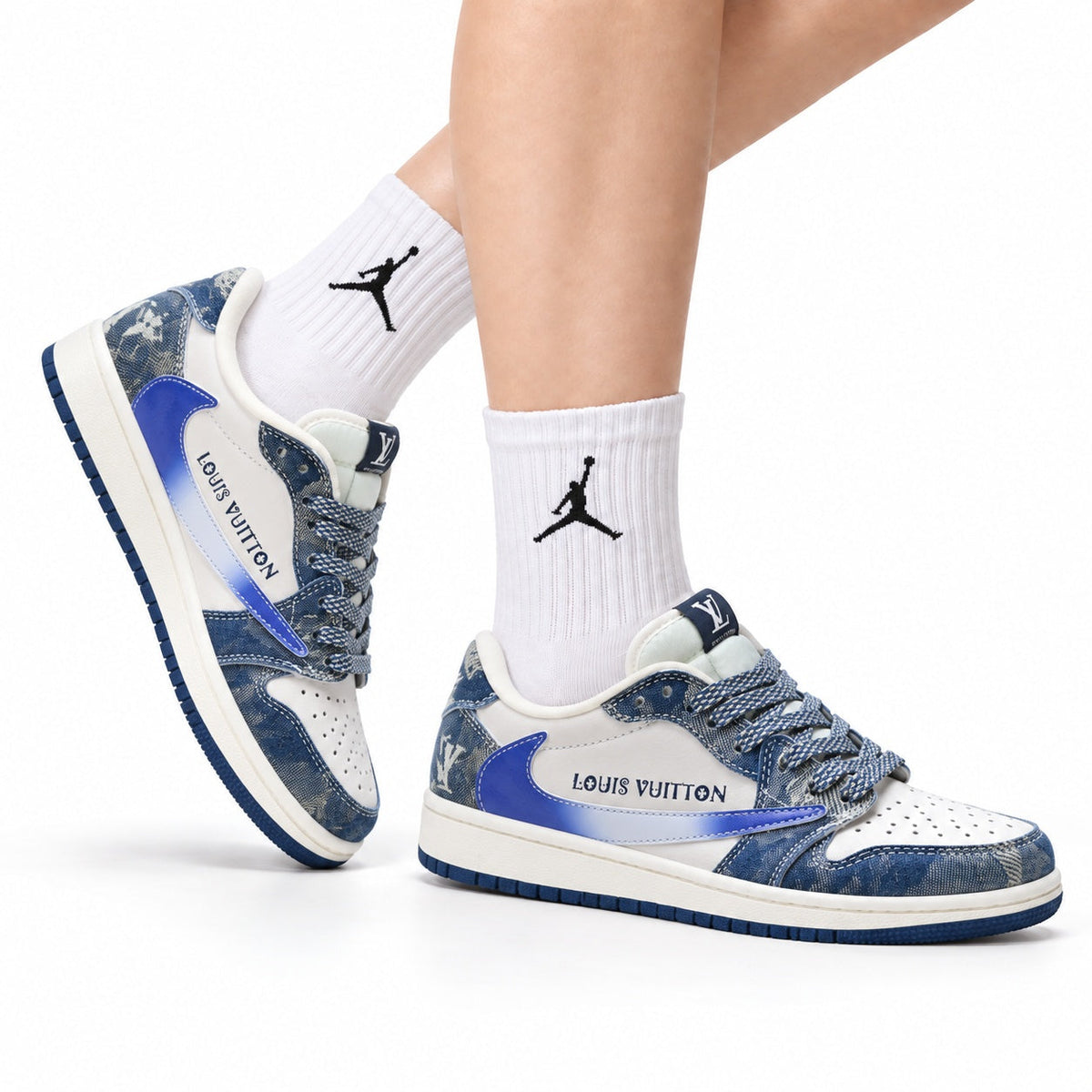 Nike Low-Top Sneakers Blue White Graphic V2 Unisex Collaboration Edition Style 22