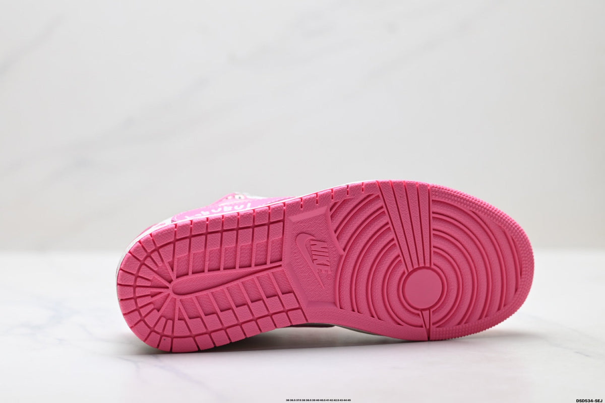 Nike Low-Top Sneakers Pink White Cartoon Unisex Collaboration Edition Style 36