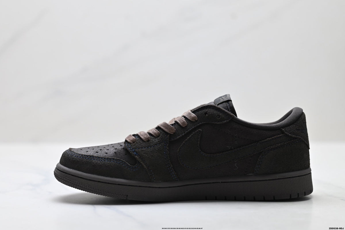 Nike Low-Top Sneakers Triple Black Unisex Style 44