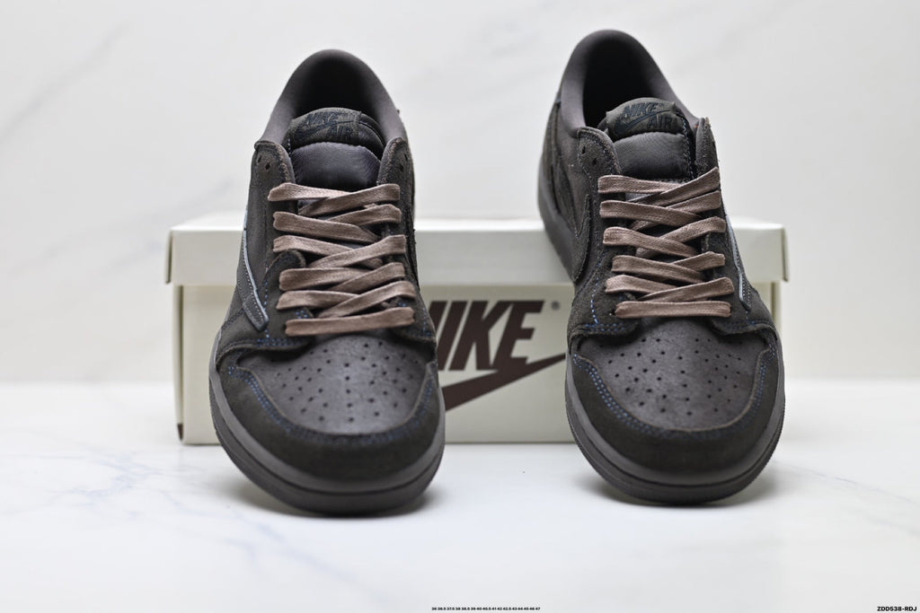 Nike Low-Top Sneakers Triple Black Unisex Style 44