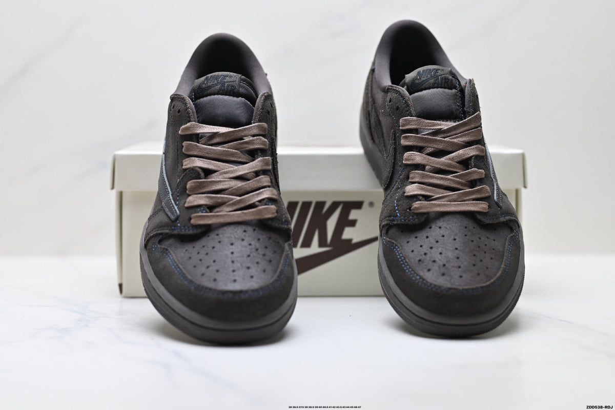 Nike Low-Top Sneakers Triple Black Unisex Style 44