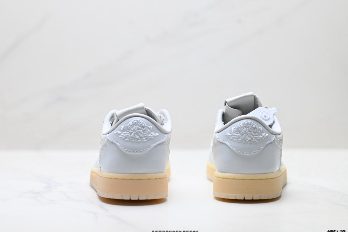 Nike Low-Top Sneakers White Beige Gum Unisex Style 47