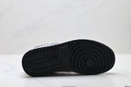 Nike Low-Top Sneakers White Black Cartoon Unisex Collaboration Edition Style 34
