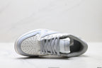 Nike Low-Top Sneakers White Gray Cartoon Unisex Collaboration Edition Style 35