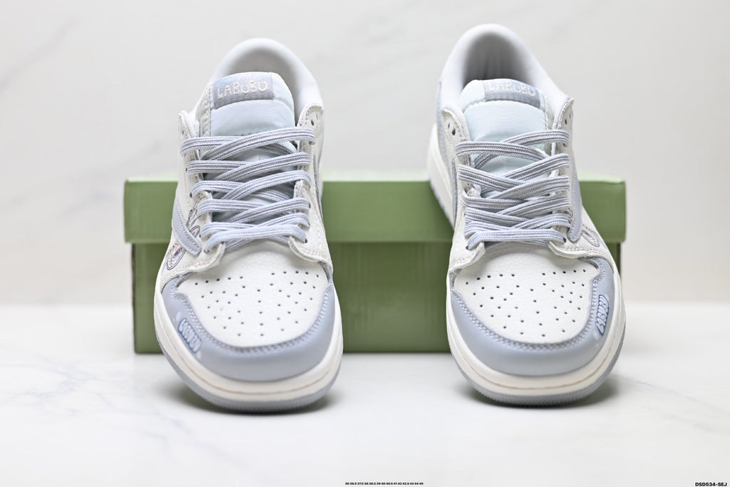 Nike Low-Top Sneakers White Gray Cartoon Unisex Collaboration Edition Style 35