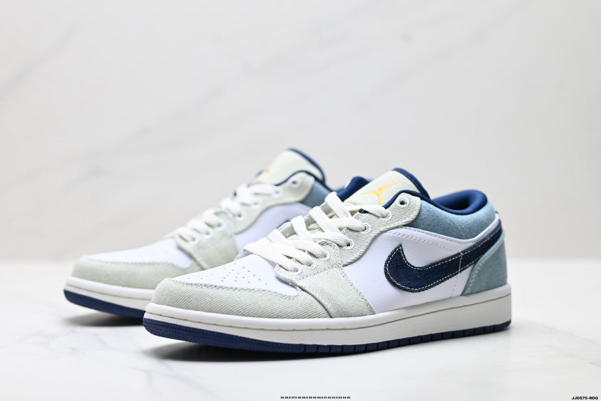Nike Low-Top Sneakers White Navy Unisex Style 51