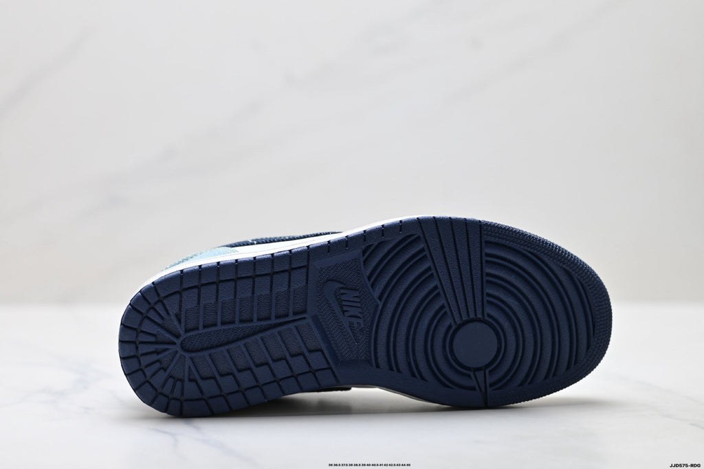Nike Low-Top Sneakers White Navy Unisex Style 51